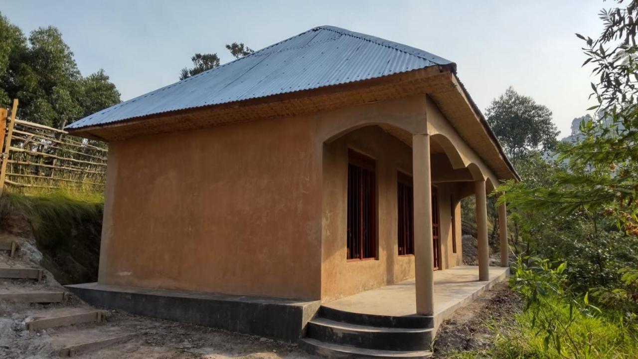 Om Hostel Bunyonyi Kabale Esterno foto
